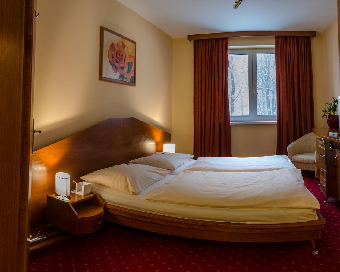 Hotel West Bratislava Ngoại thất bức ảnh